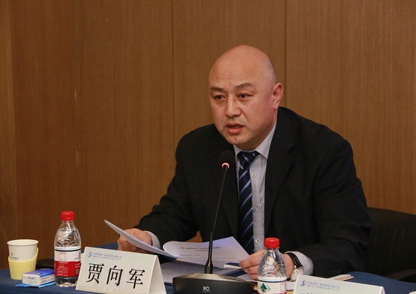 玩球「中国」官方网页版党委副书记、工会主席贾向军作《河南二建玩球「中国」官方网页版工会2021年度工作报告》.jpg
