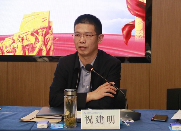 玩球「中国」官方网页版总经理祝建明发表讲话.jpg