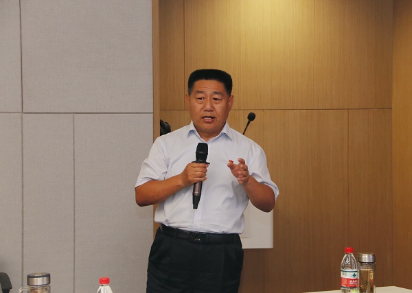 玩球「中国」官方网页版党委书记张会民主持活动.jpg