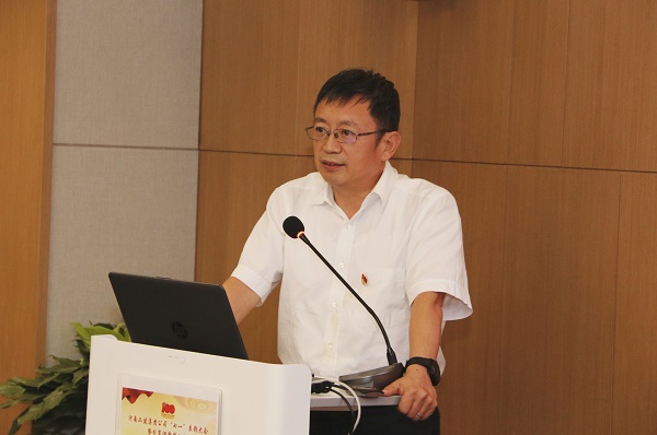 12、玩球「中国」官方网页版董事长作总结分享.jpg
