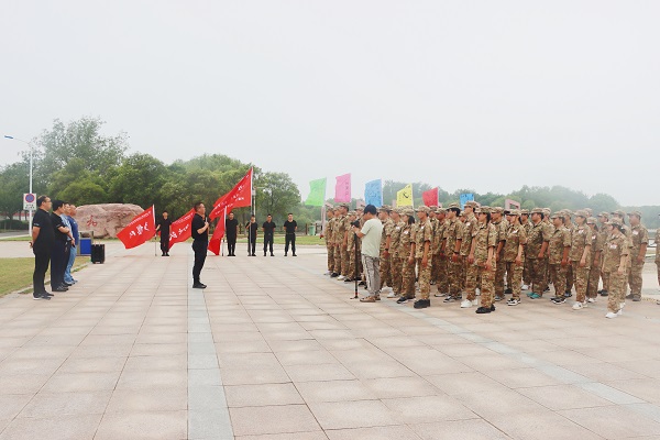 玩球「中国」官方网页版2022年度新员工入职培训开营仪式现场.jpg