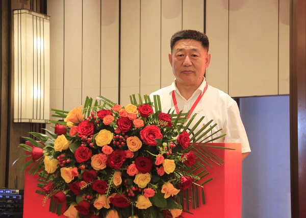 4玩球「中国」官方网页版党委书记张会民作党代会工作报告.JPG